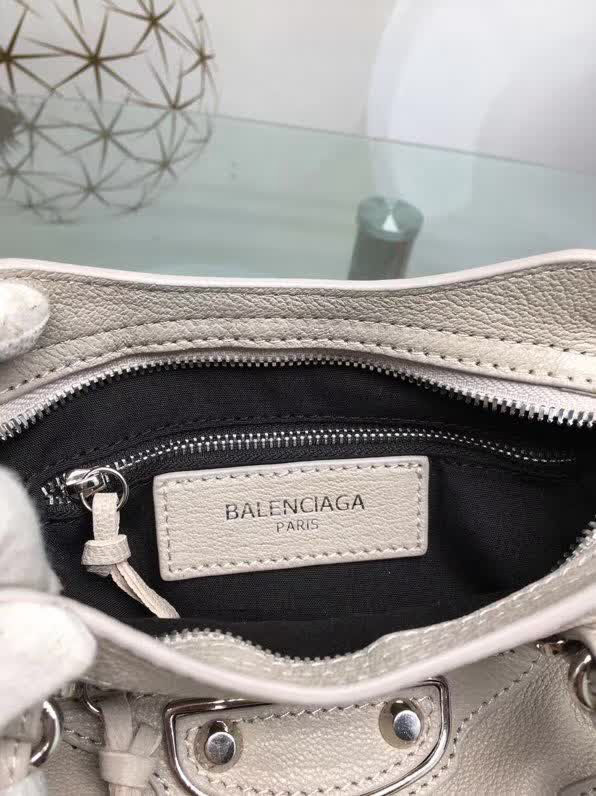 BALENCIAG巴黎世家 原單品質 經典代表作機車包 山羊皮銀邊款 可手提單肩斜跨  BL1052